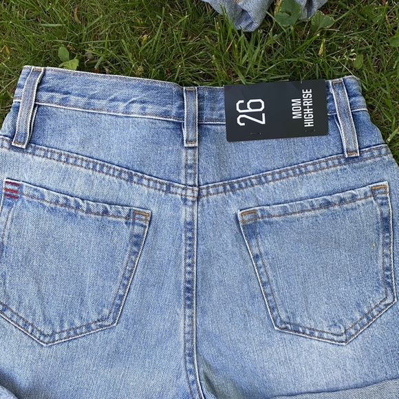 COPY - High rise jean shorts - Picture 4 of 4